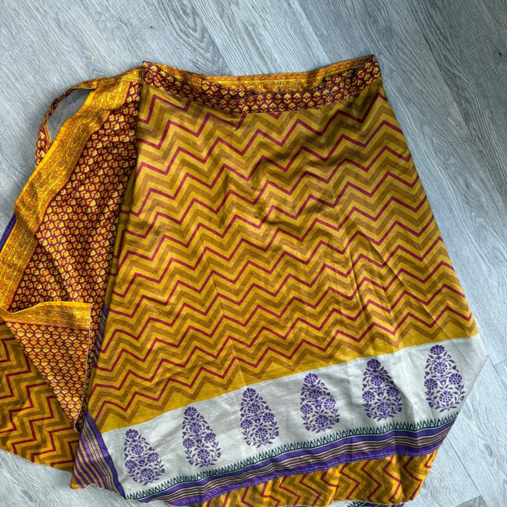 Boho Reversible Silk Blend Wrap Skirt Mustard Yellow Floral Chevron Paisley - Picture 4 of 5